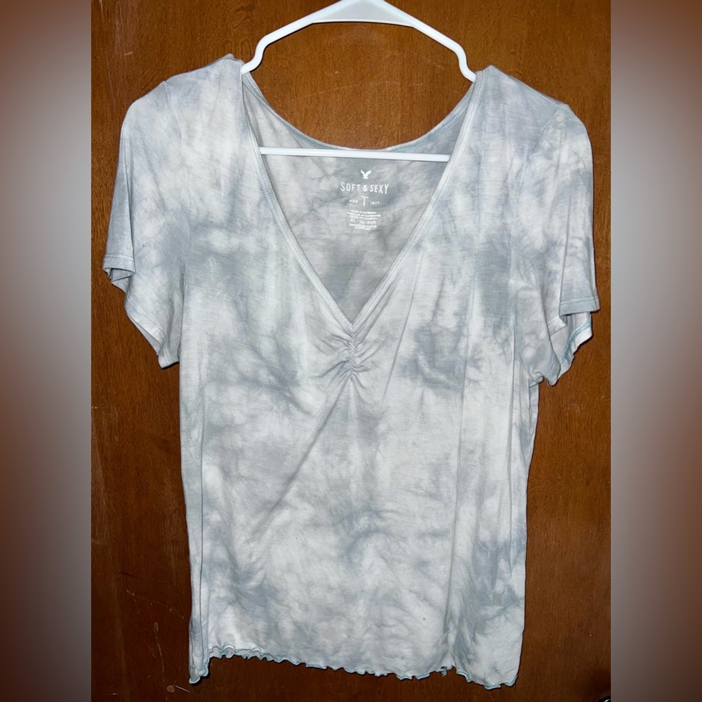 Cute AE V-Neck
